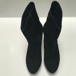 Stuart Weitzman platform heel